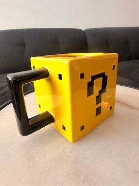 ThinkGeek Super Mario Bros Question Block Mug 17oz Ceramic Yellow